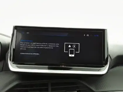 Photo 18 Peugeot 208  Hybrid 110 e-DCS6