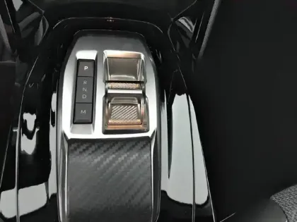 Photo 13 Peugeot 208  Hybrid 110 e-DCS6