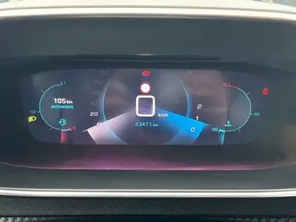 Photo 9 Peugeot 2008  PureTech 100 S&S BVM6