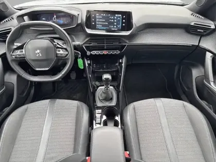 Photo 7 Peugeot 2008  PureTech 100 S&S BVM6