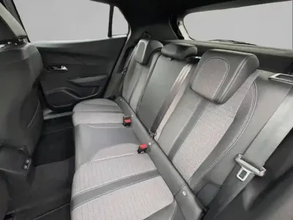 Photo 11 Peugeot 2008  PureTech 100 S&S BVM6