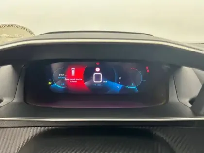 Photo 89 Peugeot 2008  PureTech 100 S&S BVM6