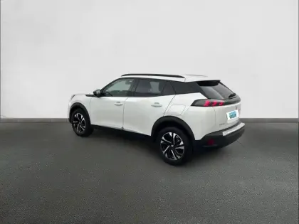 Photo 56 Peugeot 2008  PureTech 100 S&S BVM6