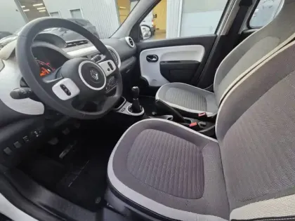 Photo 9 Renault Twingo  III SCe 65