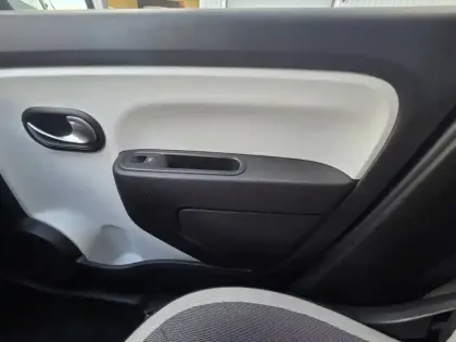 Photo 32 Renault Twingo  III SCe 65