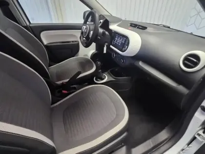 Photo 11 Renault Twingo  III SCe 65