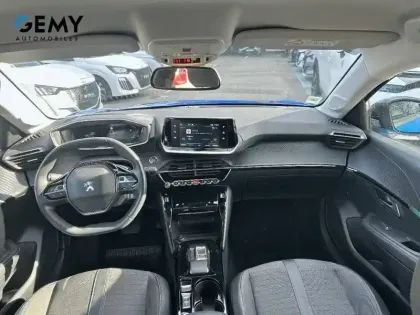 Photo 7 Peugeot 208  Electrique 50 kWh 136ch