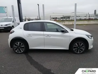 Photo 30 Peugeot 208  Electrique 50 kWh 136ch