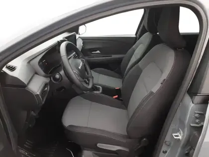 Photo 9 Dacia Jogger  Hybrid 140 5 places GSR2