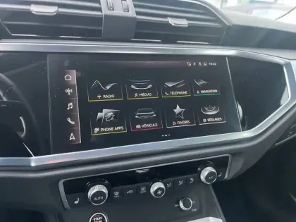 Photo 19 Audi Q3  35 TFSI 150 ch S tronic 7