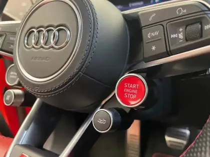 Photo 16 Audi R8  V10 Plus 5.2 FSI 610 S tronic 7 Quattro