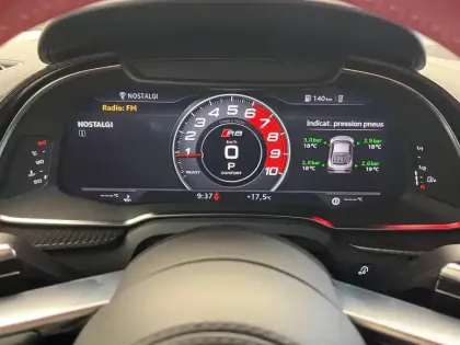 Photo 39 Audi R8  V10 Plus 5.2 FSI 610 S tronic 7 Quattro