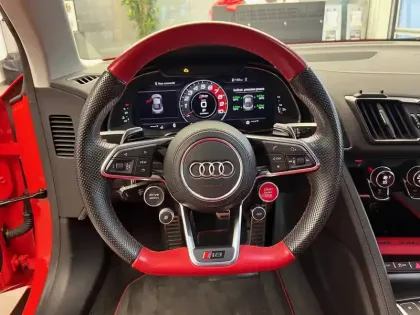 Photo 35 Audi R8  V10 Plus 5.2 FSI 610 S tronic 7 Quattro