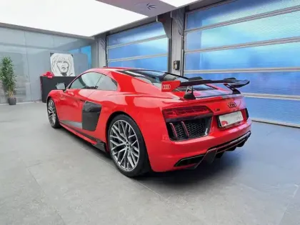 Photo 5 Audi R8  V10 Plus 5.2 FSI 610 S tronic 7 Quattro