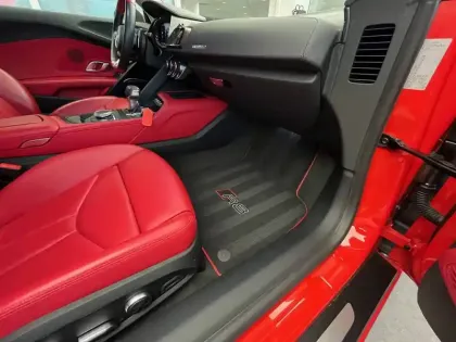 Photo 33 Audi R8  V10 Plus 5.2 FSI 610 S tronic 7 Quattro