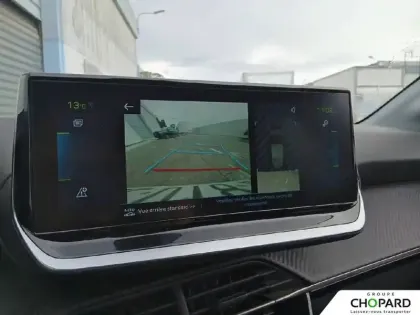 Photo 13 Peugeot 208  Electrique 50 kWh 136ch