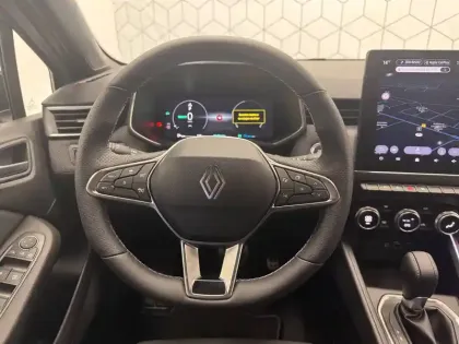 Photo 12 Renault Clio  E-Tech full hybrid 145 ch GSR2