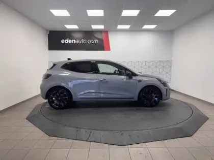 Photo 15 Renault Clio  E-Tech full hybrid 145 ch GSR2