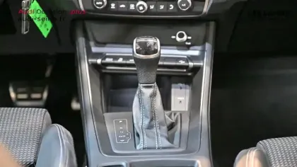 Photo 20 Audi Q3  45 TFSIe 245 ch S tronic 6