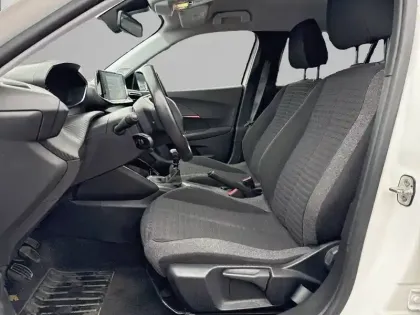 Photo 10 Peugeot 2008  BlueHDi 100 S&S BVM6