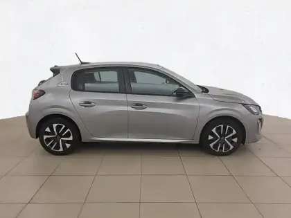 Photo 59 Peugeot 208  Hybrid 110 e-DCS6