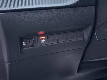 Photo 25 Peugeot 2008  PureTech 130 S&S EAT8