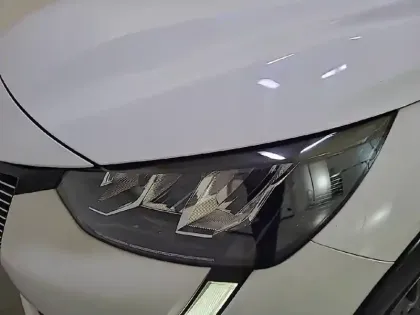 Photo 15 Peugeot 208  Electrique 50 kWh 136ch