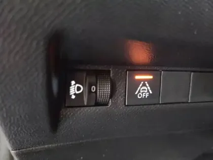 Photo 29 Peugeot 208  Electrique 50 kWh 136ch