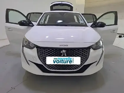 Photo 35 Peugeot 208  Electrique 50 kWh 136ch