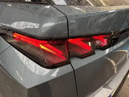 Photo 16 Peugeot 3008  Hybrid 145 e-DCS6