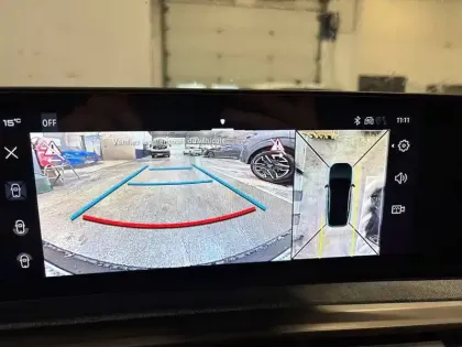 Photo 17 Peugeot 3008  Hybrid 145 e-DCS6