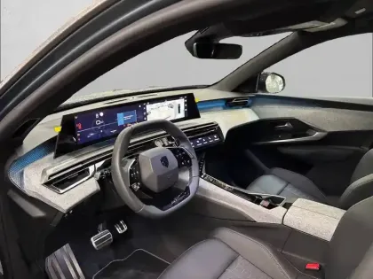 Photo 7 Peugeot 3008  Hybrid 145 e-DCS6