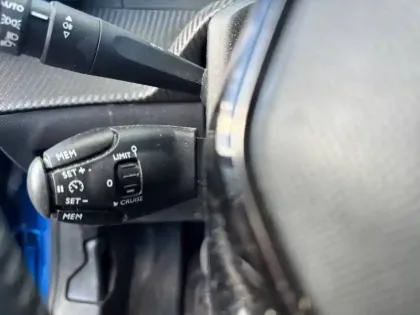 Photo 12 Peugeot 208  BlueHDi 100 S&S BVM6