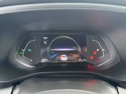 Photo 11 Renault Arkana  E-Tech hybride 145 - 22