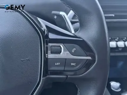 Photo 17 Peugeot 3008  Hybrid 225 e-EAT8