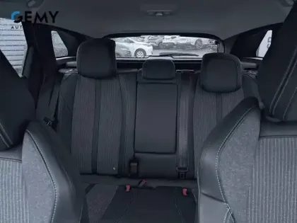 Photo 23 Peugeot 3008  Hybrid 225 e-EAT8