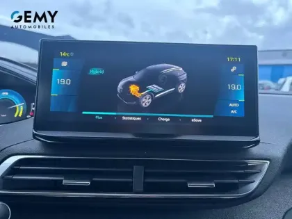 Photo 30 Peugeot 3008  Hybrid 225 e-EAT8