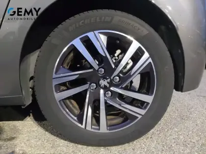 Photo 10 Peugeot 208  PureTech 100 S&S EAT8