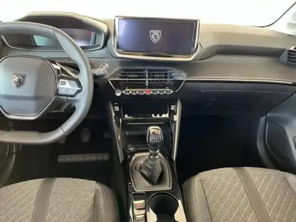 Photo 7 Peugeot 208  Electrique 50 kWh 136ch