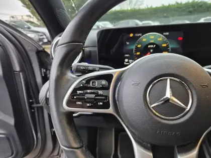 Photo 13 Mercedes Classe A  180 d 8G-DCT