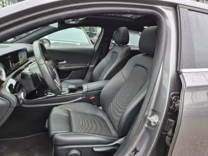 Photo 9 Mercedes Classe A  180 d 8G-DCT