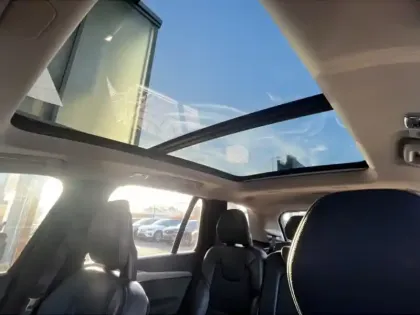 Photo 31 Volvo Xc90  B5 AWD 235 ch Geartronic 8 7pl