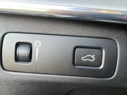 Photo 14 Volvo Xc90  B5 AWD 235 ch Geartronic 8 7pl