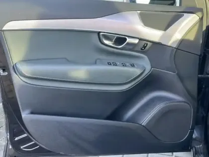 Photo 15 Volvo Xc90  B5 AWD 235 ch Geartronic 8 7pl