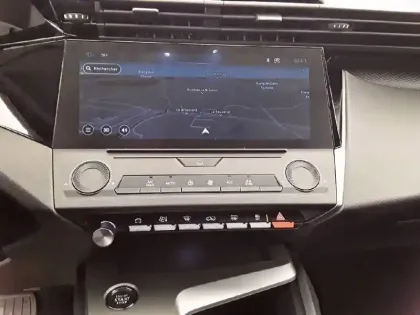 Photo 40 Peugeot 308  BlueHDi 130ch S&S EAT8