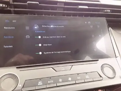 Photo 19 Peugeot 308  BlueHDi 130ch S&S EAT8