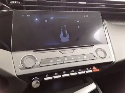 Photo 43 Peugeot 308  BlueHDi 130ch S&S EAT8