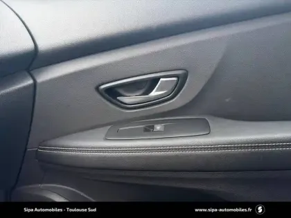 Photo 28 Renault Scenic  TCe 140