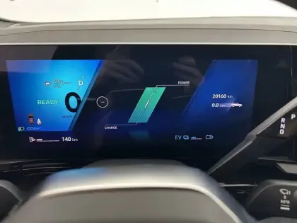 Photo 16 Renault Austral  E-Tech full hybrid 200 GSR2