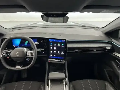 Photo 25 Renault Austral  E-Tech full hybrid 200 GSR2